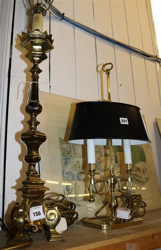 2 brass table lamps